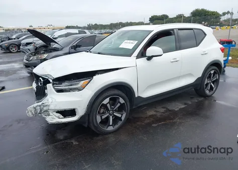 2019 Volvo Xc40 T5 Momentum from USA, damaged, VIN YV4162UK9K2059076